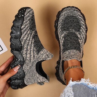 Női cipők nagy méretű hálós, légáteresztő légyszövő platform talptalp sport tornacipők kosarak női alkalmi csúsztatás a Zapato-n