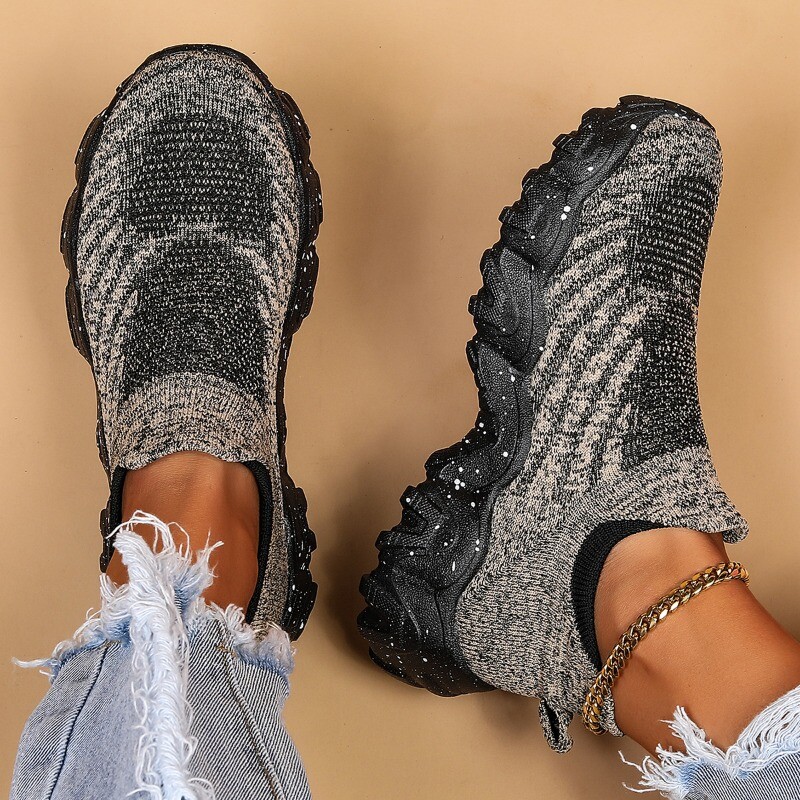 Női cipők nagy méretű hálós, légáteresztő légyszövő platform talptalp sport tornacipők kosarak női alkalmi csúsztatás a Zapato-n