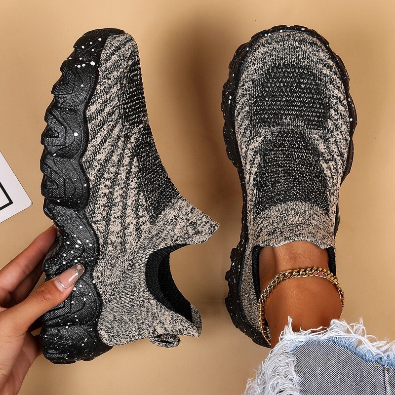 Női cipők nagy méretű hálós, légáteresztő légyszövő platform talptalp sport tornacipők kosarak női alkalmi csúsztatás a Zapato-n