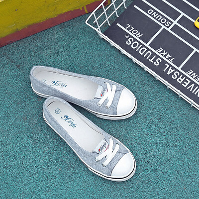 Mada Moteriška laisvalaikio mada Nauji minkšti apatiniai balti batai Vienspalviai sekli batai Drobiniai batai Gilrs sportbačių karta