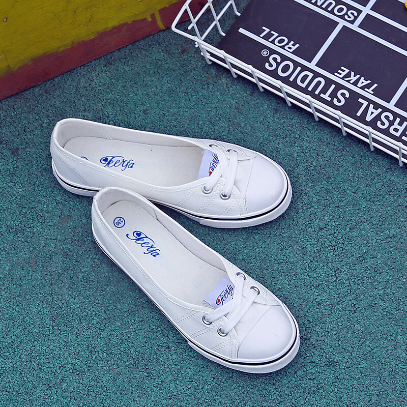 Mada Moteriška laisvalaikio mada Nauji minkšti apatiniai balti batai Vienspalviai sekli batai Drobiniai batai Gilrs sportbačių karta