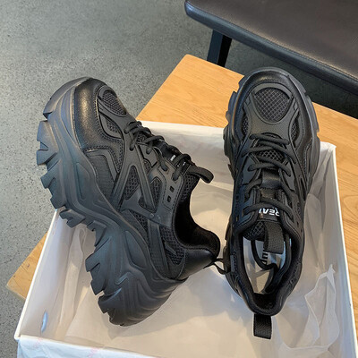 Storapadžiai sportiniai moteriški batai 2024 m. Naujas tinklelis, pralaidus orui ir universalus, didėjantis laisvalaikio sportinių vulkanizuotų batų sportbačiai