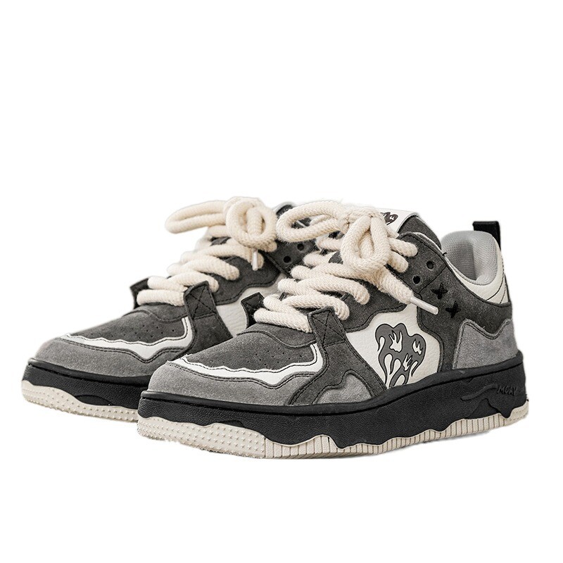 Moteriški sportbačiai Fahsion Design Flame Mišrios spalvos Batai Femme Sportas Laisvalaikis Universalūs Madingi Batai Retro tendencijos Batai Pilka Tenisas