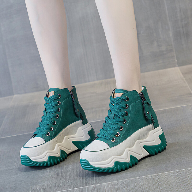 Europska i američka sportska obuća s debelim đonom Proljeće 2024. Nove višenamjenske kožne gornje cipele za povećanje tate za žene Trafza