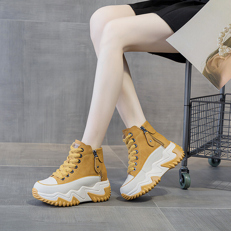 Europska i američka sportska obuća s debelim đonom Proljeće 2024. Nove višenamjenske kožne gornje cipele za povećanje tate za žene Trafza