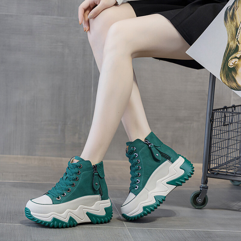 Europska i američka sportska obuća s debelim đonom Proljeće 2024. Nove višenamjenske kožne gornje cipele za povećanje tate za žene Trafza