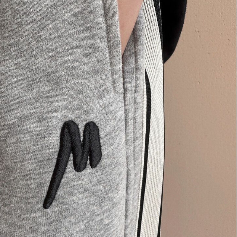 Rudens bērnu ikdienišķa burtu sporta bikses zēnam līdz potītei, sportiskas bikses 3 + g. Jaunu bērnu apģērbi pavasarīgi plānas elastīgas jostasvietas Harēma bikses