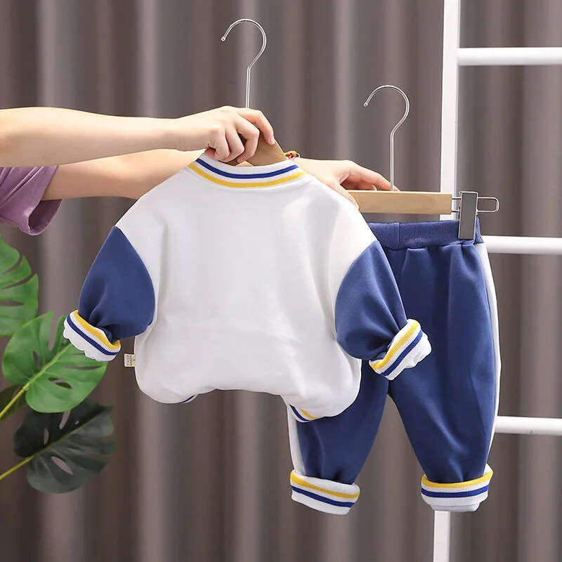 Zēniem rudens/ziemas jauna stila beisbola formas tērps 2022. gada korejiešu versijas jaka Harēma bikses sporta 2-daļīgs komplekts vidējam/mazam Ki