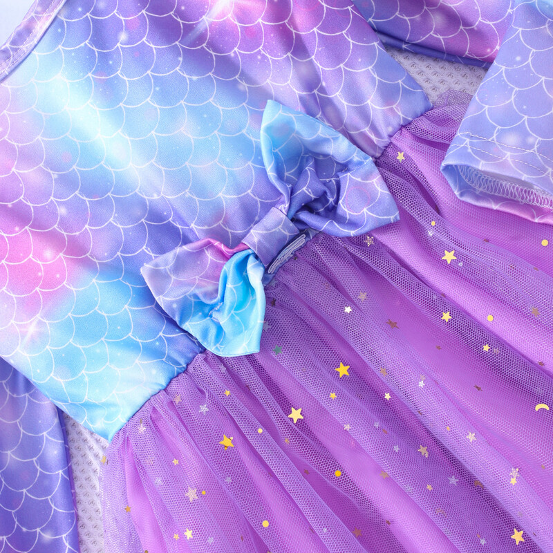 Meiteņu kleita ar garām piedurknēm apaļu kakla izgriezumu zivju zvīņā