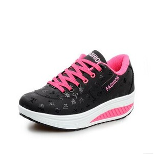 Moteriški sportbačiai madinga platforma, purtomi batai, vaikščiojimo batai, stori apatiniai pleištai, moteriški stambūs batai