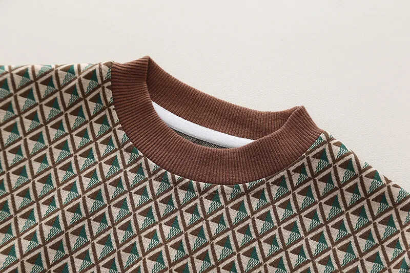 Toddler Boys Luksusa dizaineru apģērbi 2024. gada pavasarī, ikdienišķs ar O veida kakla izgriezumu, T-krekli ar garām piedurknēm, topi un bikses, 2 gab.