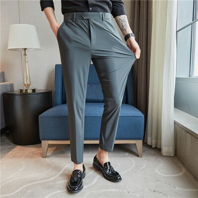 Moda bărbați slim fit gri închis pantaloni de costume casual inteligenti primăvară vară, mătase de gheață, pantaloni tăiați de afaceri cu elasticitate ridicată, 2024