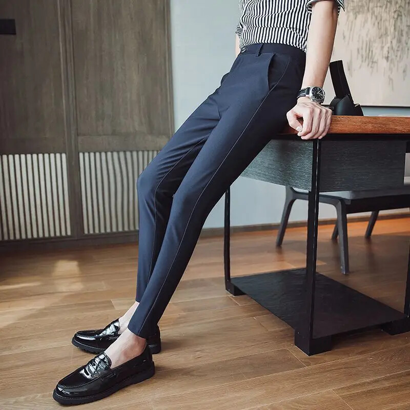 Costume pentru bărbați cu elastic albastru Pantaloni pantaloni elastici pentru bărbați strâmți, elegante, până vara 2024, vintage, ieftine, antirid, rochie formală fină