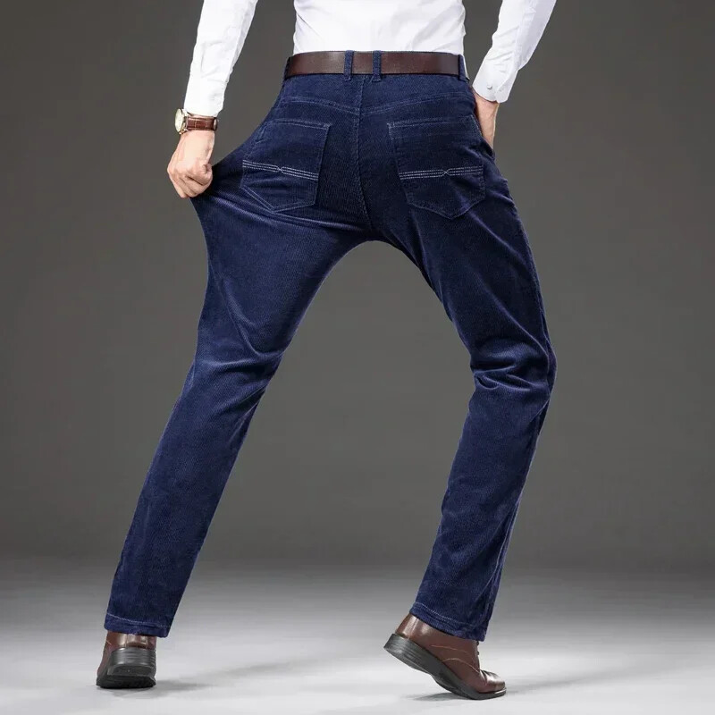 2023. gada rudens ziema, jauns ziemas zīmols, biezas siltas augstas kvalitātes velveta bikses, lietišķas ikdienas vīriešu pieguļošas bikses ar taisnu vidukli