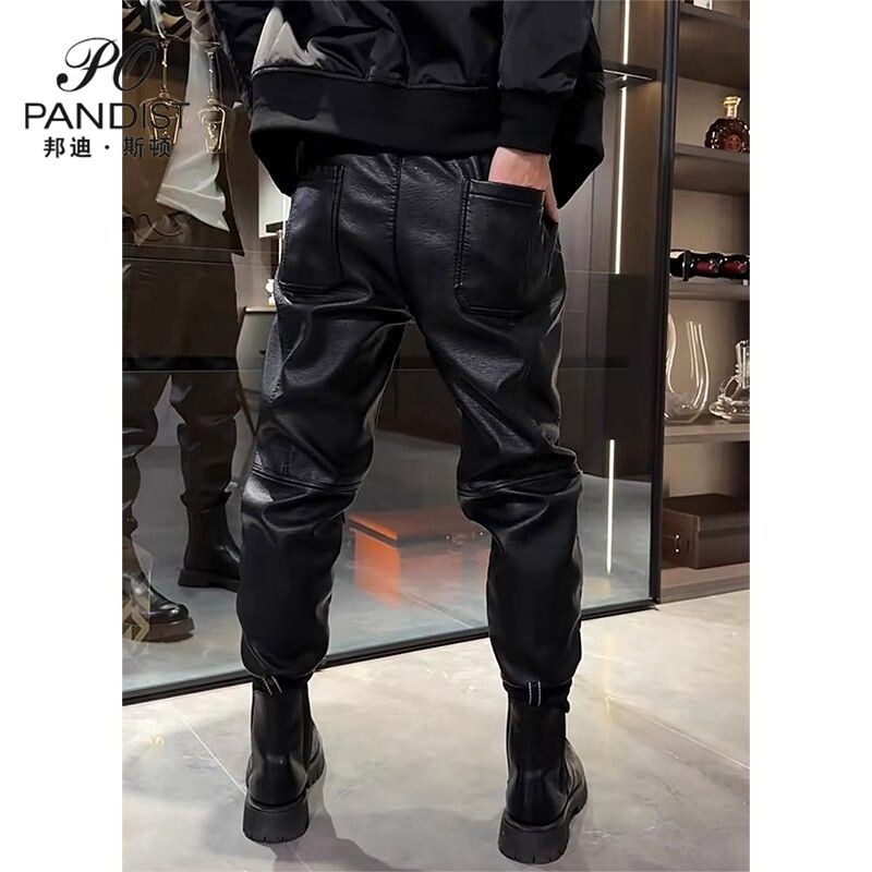 Fashion 2024 férfi laza elasztikus derék műbőr téli nadrág hat zsebes polár Thcik fekete pu punk design nadrág férfi
