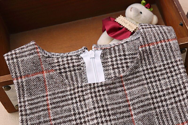 Vaikų mergaičių vilnonė suknelė be rankovių, 2024 m. Nauji atvykę vaikų rudens žiemos suknelės Kavos rožinė languota laisvalaikio suknelė