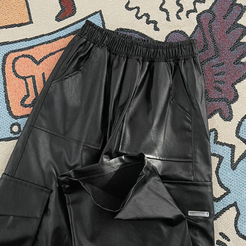 Férfi Pu bőr nadrágok Több zsebes Munkaruha stílus Pu széles szárú nadrág Utcai ruházat Amerikai sötét stílusú nadrág Férfi ruházat 2024