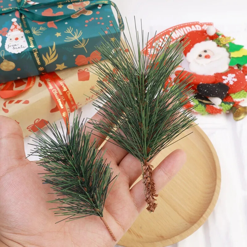 10/30 ΤΕΜ. Ψεύτικα κλαδιά πεύκου Τεχνητές πράσινες βελόνες Κρεμαστό στεφάνι χριστουγεννιάτικου δέντρου DIY Διακοσμητικά για Πρωτοχρονιάτικο Κλαδί Επιτραπέζιου