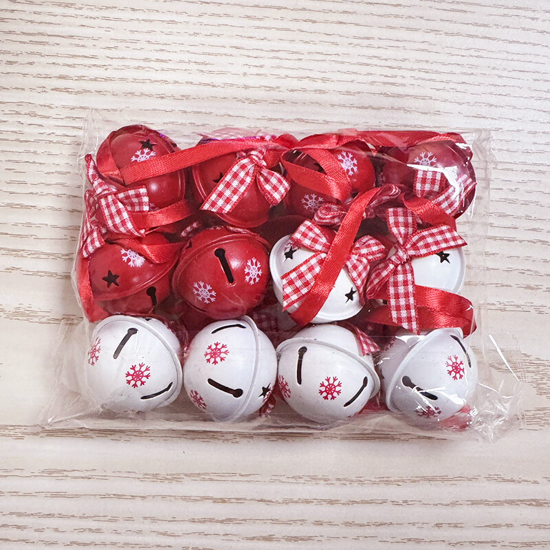 12db karácsonyi hópehely csilingelő harangok fém dekoratív medál karácsonyfára függő dísz 2025 újévi otthoni parti díszek