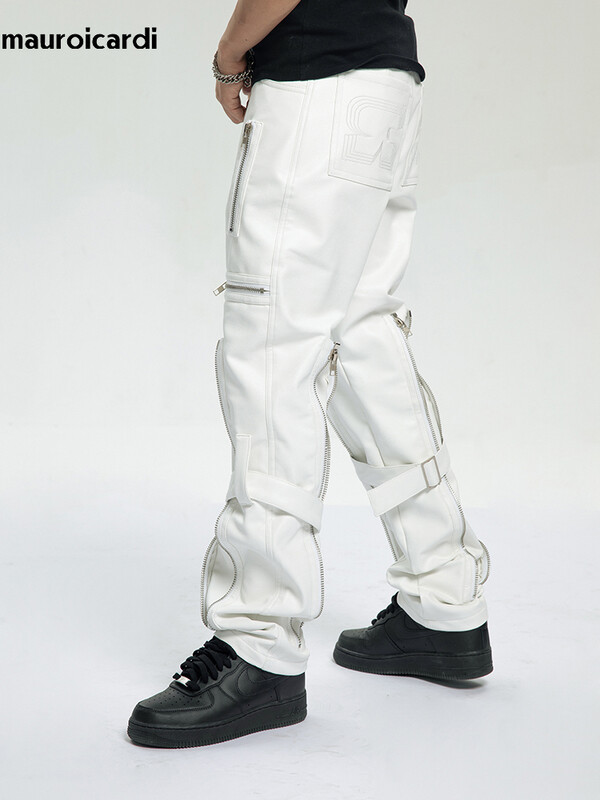 Mauroicardi tavaszi ősz hűvös fekete pu bőr nadrág férfi sok cipzárral Öv Luxus Designer Ruházat Nadrág Divat 2023