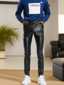 Vyriškos klubus pakeliančios madingos odinės kelnės, elastingos siauros madingos spalvingos aptemptos juostos seksualios juodos odinės kelnės