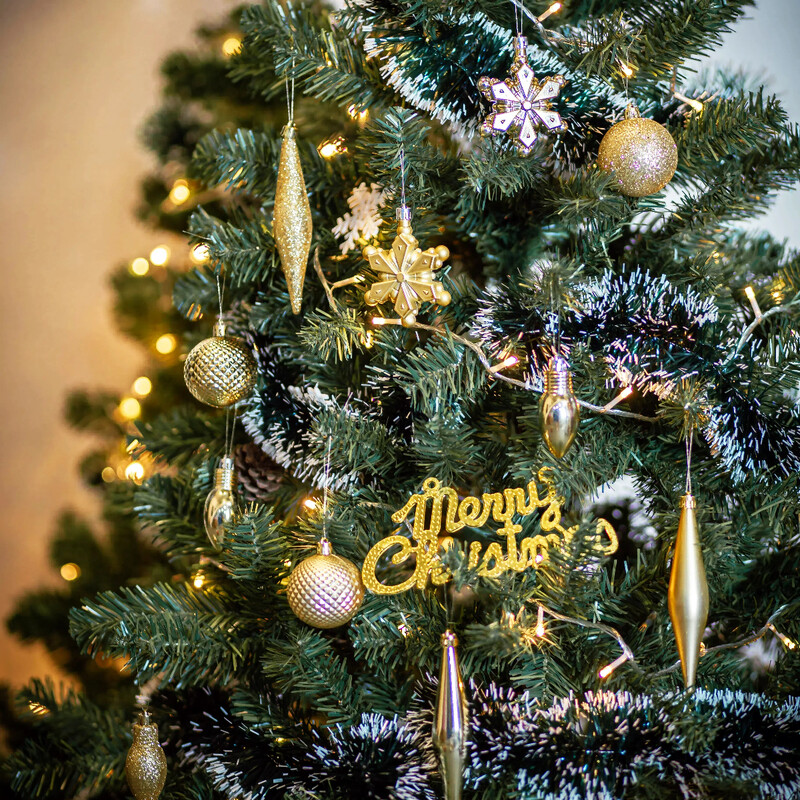 1 doboz karácsonyi dekoráció karácsonyfa díszek labda karácsonyi függő fa medálok otthoni parti dekoráció 2024 újév Noel Navidad