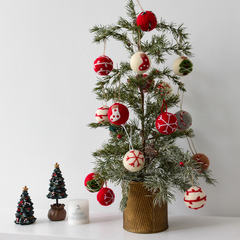 Karácsonyfadísz golyós medál gyapjú filc hópehely Karácsonyi dekoráció Karácsonyi levelek Karácsonyi bál ajándékcsomag