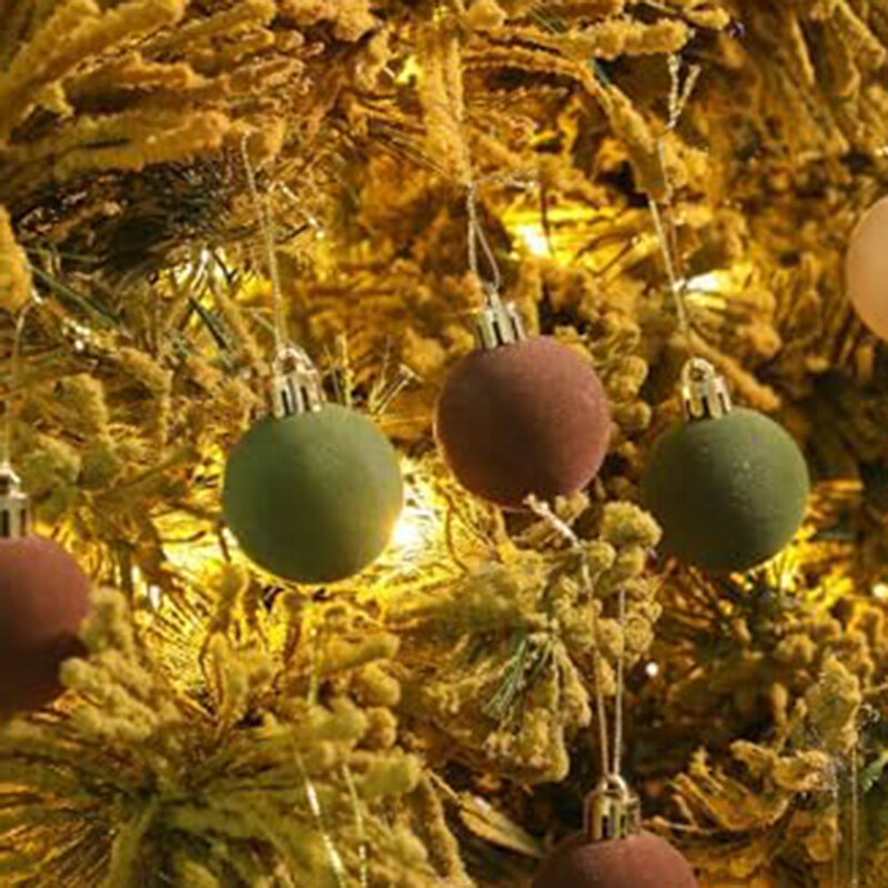 16 τμχ Χριστουγεννιάτικες μπάλες 2,4'' Βελούδινες υφασμάτινες βελούδινες μπάλες Στολίδι Μπεζ/Καφέ/Λευκό/Μπλε/Πράσινο Για Διακόσμηση Χριστουγεννιάτικου Πάρτυ