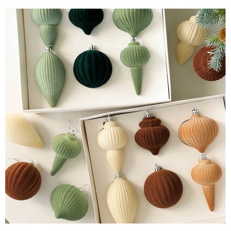 6 vnt. Formos pūkuoti kalėdiniai rutuliai Kalėdų eglutė Maža kabanti bordo tamsiai žalia kalėdiniai flokuoti rutuliai kalėdiniai papuošimai