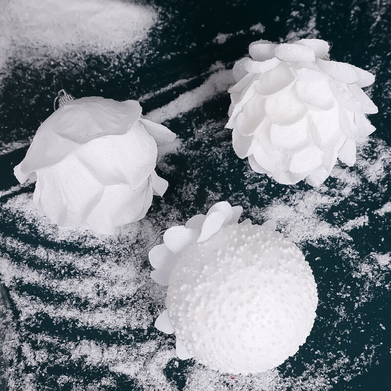 3–9 vnt. balto putplasčio kalėdinės eglutės ornamentas, apvalus žiedlapis, blizgantis sniego kamuoliukas, skirtas šventinėms vestuvių vakarėliams pakabinti