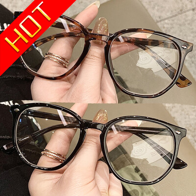 1/2 vnt. Didelio rėmelio akiniai senoviniai leopardiniai raštai, moteriški, vyriški, ovalūs, šviesiai mėlyni akiniai, be makiažo, akinių priedas