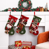 1 vnt. Nauji kalėdiniai saldainiai kalėdinių kojinių papuošalų dovanų maišelis Aukščiausios kokybės Kalėdų senelis Sniego senelis Briedžio kojinės Kalėdų dovanų krepšys Dekoratyvinis
