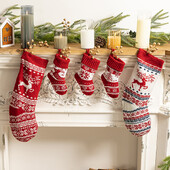 Κόκκινη πλεκτή χριστουγεννιάτικη κάλτσα Νιφάδα χιονιού άλκες με στάμπα κάλτσα Άγιου Βασίλη Χριστουγεννιάτικο δέντρο με κρεμαστό στολίδια Πρωτοχρονιάτικα δώρα Navidad