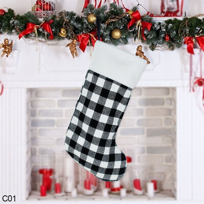 Kalėdinės kojinės Raudonos ir juodos lininės languotos kojinės Kalėdų eglutės papuošalai Pakabukas Kalėdų Naujųjų Metų dekoras Namų dekoravimas Dovanų krepšys