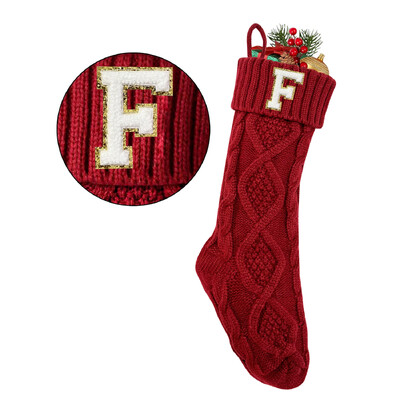 2024. gada sarkanas trikotāžas Ziemassvētku zeķes ar iniciāļiem 18 collu 46 cm akrila šķiedras zeķes mājas Ziemassvētku dekorēšanai