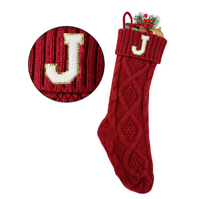 2024. gada sarkanas trikotāžas Ziemassvētku zeķes ar iniciāļiem 18 collu 46 cm akrila šķiedras zeķes mājas Ziemassvētku dekorēšanai