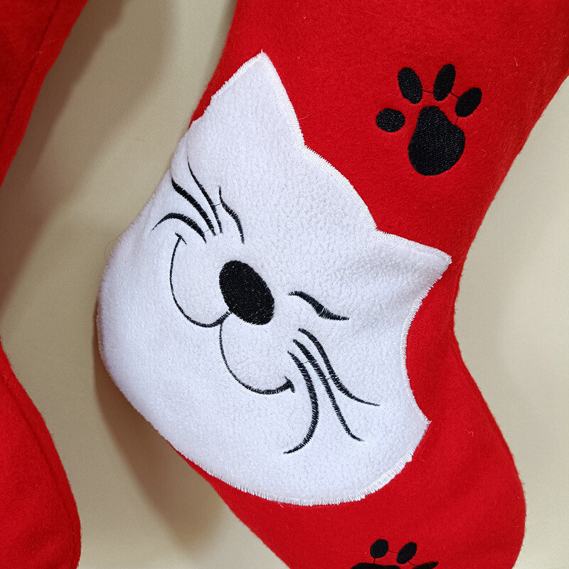 Ciorapi de Crăciun, noutate, modă, pâslă roșie, cu animale de companie albă, pentru pisică, câine, broderie, șemineu de Crăciun, ornament pentru agățat, pungă de cadou de bomboane