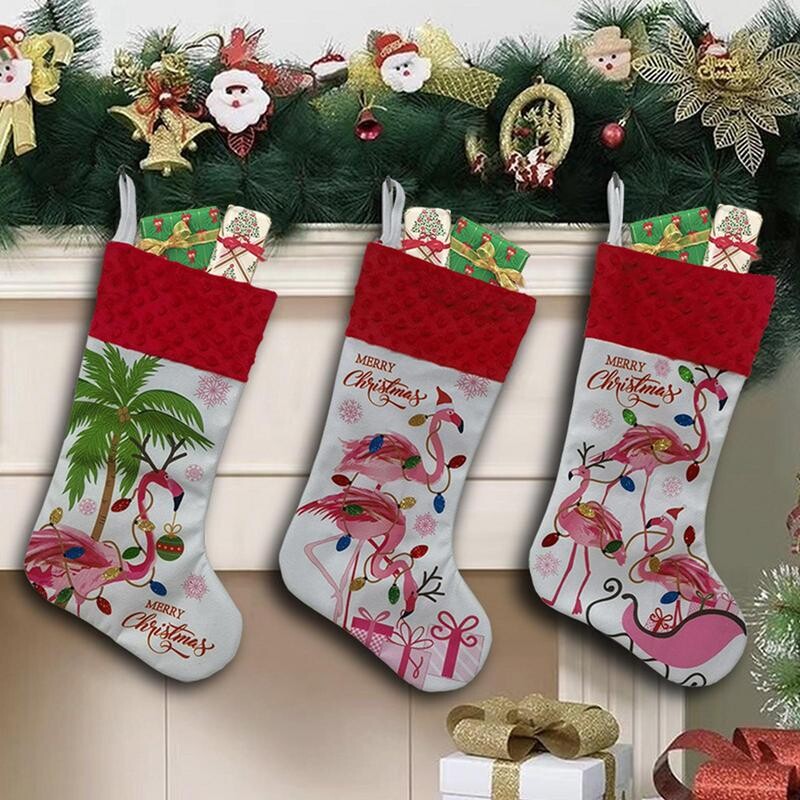 Didelės kalėdinės kojinės Flamingai ir palmės Židinio apmušalai Kojinės Kalėdų kojinių krepšys Minkštos kojinių puošmenos