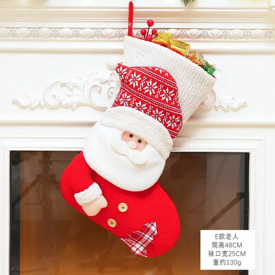 1gb Ziemassvētku zeķes Sniegavīrs Santa Elk Kid Candy Dāvanu maisiņš Zeķes Kamīna dekors Jaunais gads Ziemassvētku eglītes rotājumu turētājs