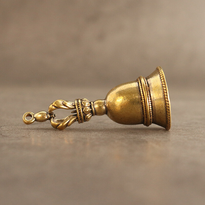 1PC Copper Hand Bell Vintage Εκπαιδευτικός Εξοπλισμός Διακόσμησης Επιτραπέζιου Σώματος Μοναδικό φορητό κουδούνι για οικιακό κατάστημα ξενοδοχείου (Copper)