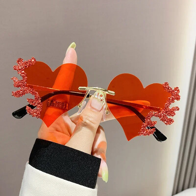2024-es divatos szív alakú napszemüvegek luxus gyémánt vicces egyéniség keret nélküli napszemüvegek Halloween party karácsonyi dekoráció