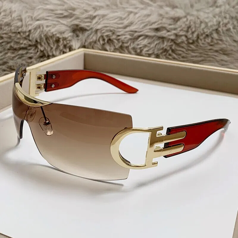 Be rėmelių apvyniojami Y2K akiniai nuo saulės moterims unisex futuristiniai dideli madingi akiniai nuo saulės berėmiai madingi skydiniai atspalviai