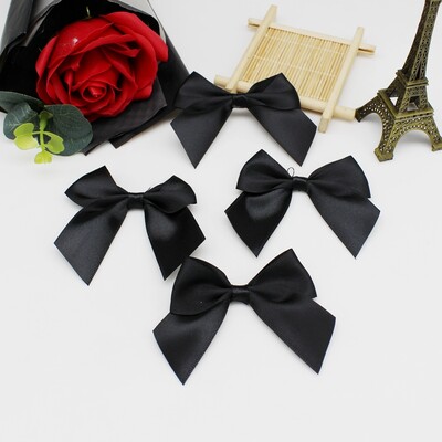 20 vagy 50 DB 65 * 65 mm-es szatén szalag masni Dekorációs masni kézműves csomagokhoz Kis csokorba csomagoló virág dekoráció Kézi munka barkácsolás