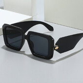 Μοντέρνα ρετρό γυαλιά ηλίου με τετράγωνο σκελετό για επαγγελματικά ταξίδια, φωτογραφία δρόμου, πολυτελή ντιζάιν γυαλιά προστασίας από τον ήλιο