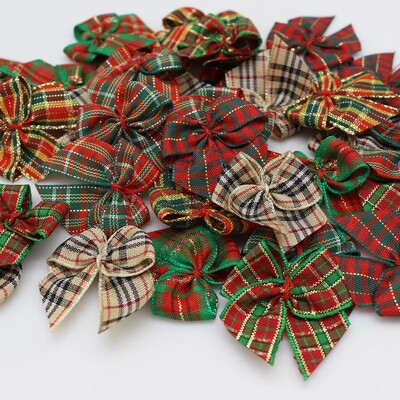 (30 vnt.) 3,5 * 3,5 cm kalėdiniai lankeliai su juostele Mažo dydžio poliesterio satino juostelės lanko gėlė „pasidaryk pats“ amatų dekoravimas