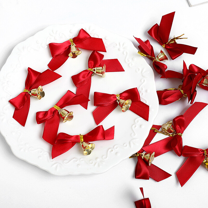 10gb Ziemassvētku rotājumi Bowknot Zvani Kuloni Ziemassvētku Jaungada dāvanu kastīte Iepakojums Dekors Sarkanie Loki Ziemassvētku Eglīte Mājas Noformējums