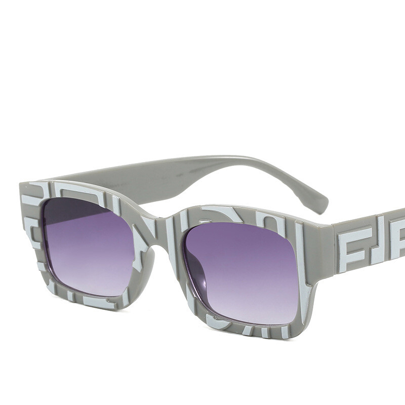 Jaunas sieviešu saulesbrilles Zīmolu dizainers Retro modes brilles āra vintage pilna rāmja pret atspīdumu saulesbrilles Uv400 ﻿