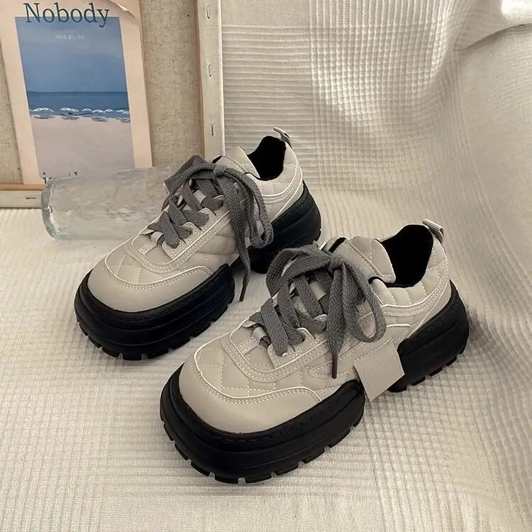 SHANPA Heighten Platform Cipők Női Divatos PU bőr Női Cipők Alkalmi Sokoldalú Dizájn Csipke Platform Cipők