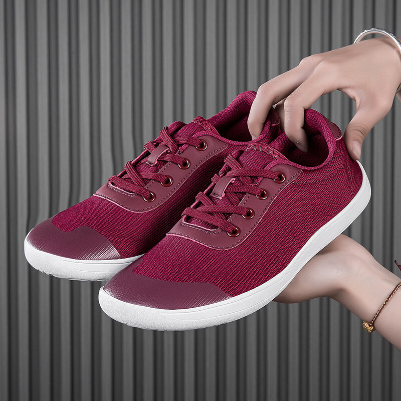 Nauji moteriški sportbačiai Patogūs kvėpuojantys itin lengvi minkšti bėgimo bateliai Plokštūs laisvalaikio sportiniai bateliai su didele galva