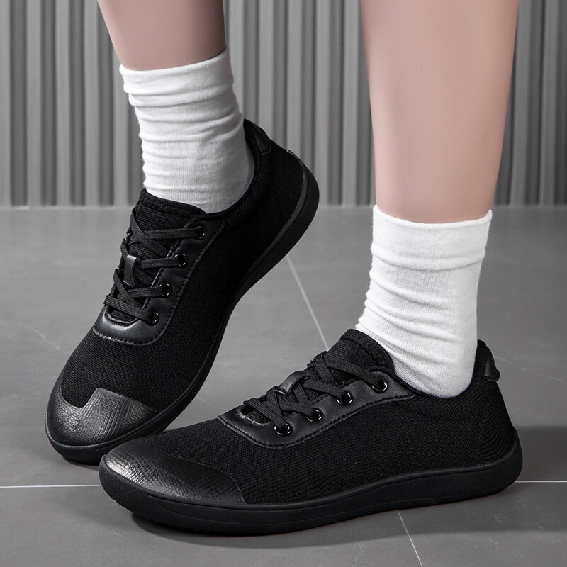 Nauji moteriški sportbačiai Patogūs kvėpuojantys itin lengvi minkšti bėgimo bateliai Plokštūs laisvalaikio sportiniai bateliai su didele galva